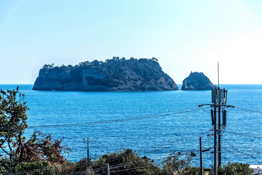 T Island Resort 61/73