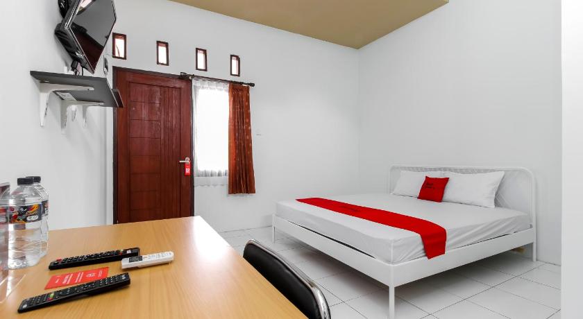 Reddoorz Jagakarsa 2 4/48