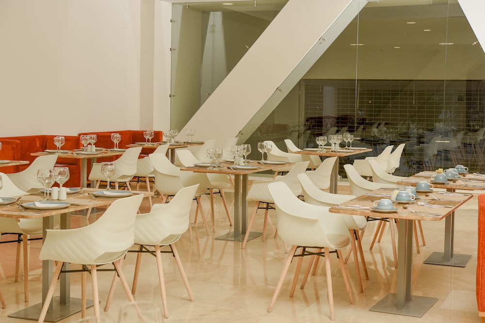 Hotel Dorado Plaza Alto Prado 21/26