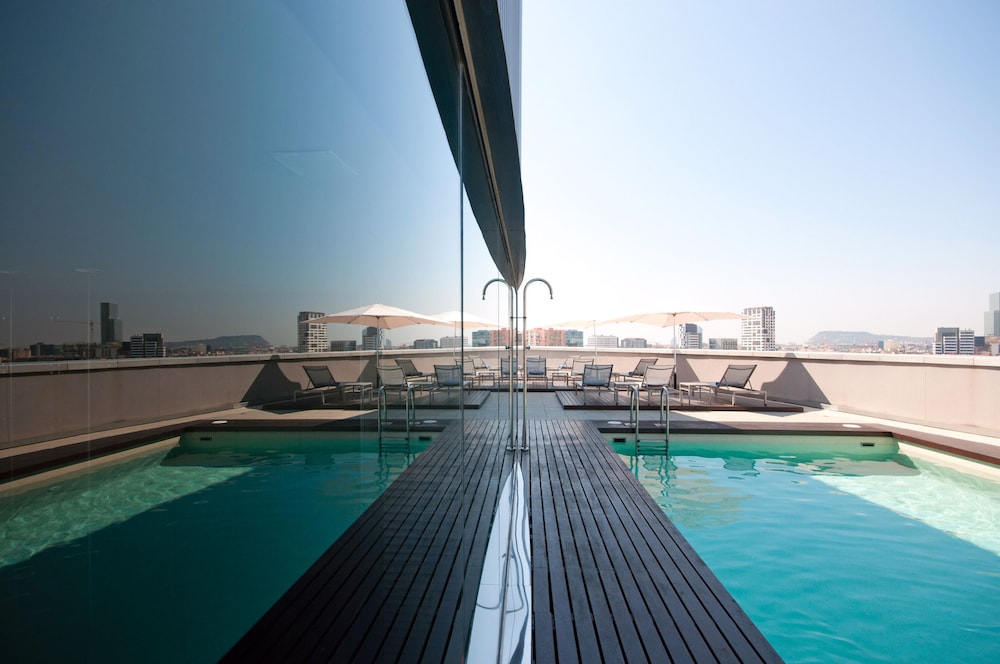 Hotel Barcelona Condal Mar Affiliated by Melia 26/67