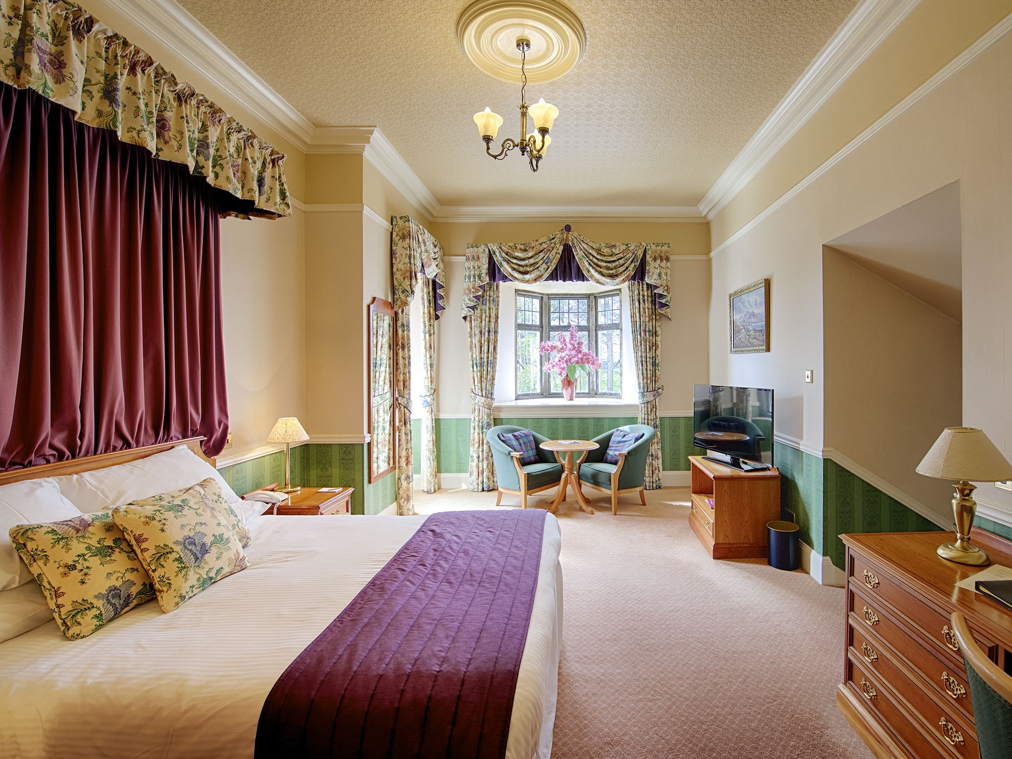 Estate, Double Bed