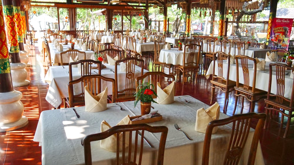 Bali Taman Lovina Beach Resort & Spa 49/50