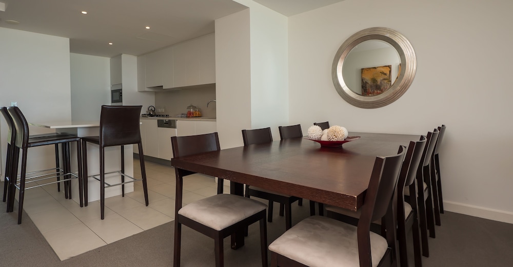 Kirra Surf Apartments 63/75