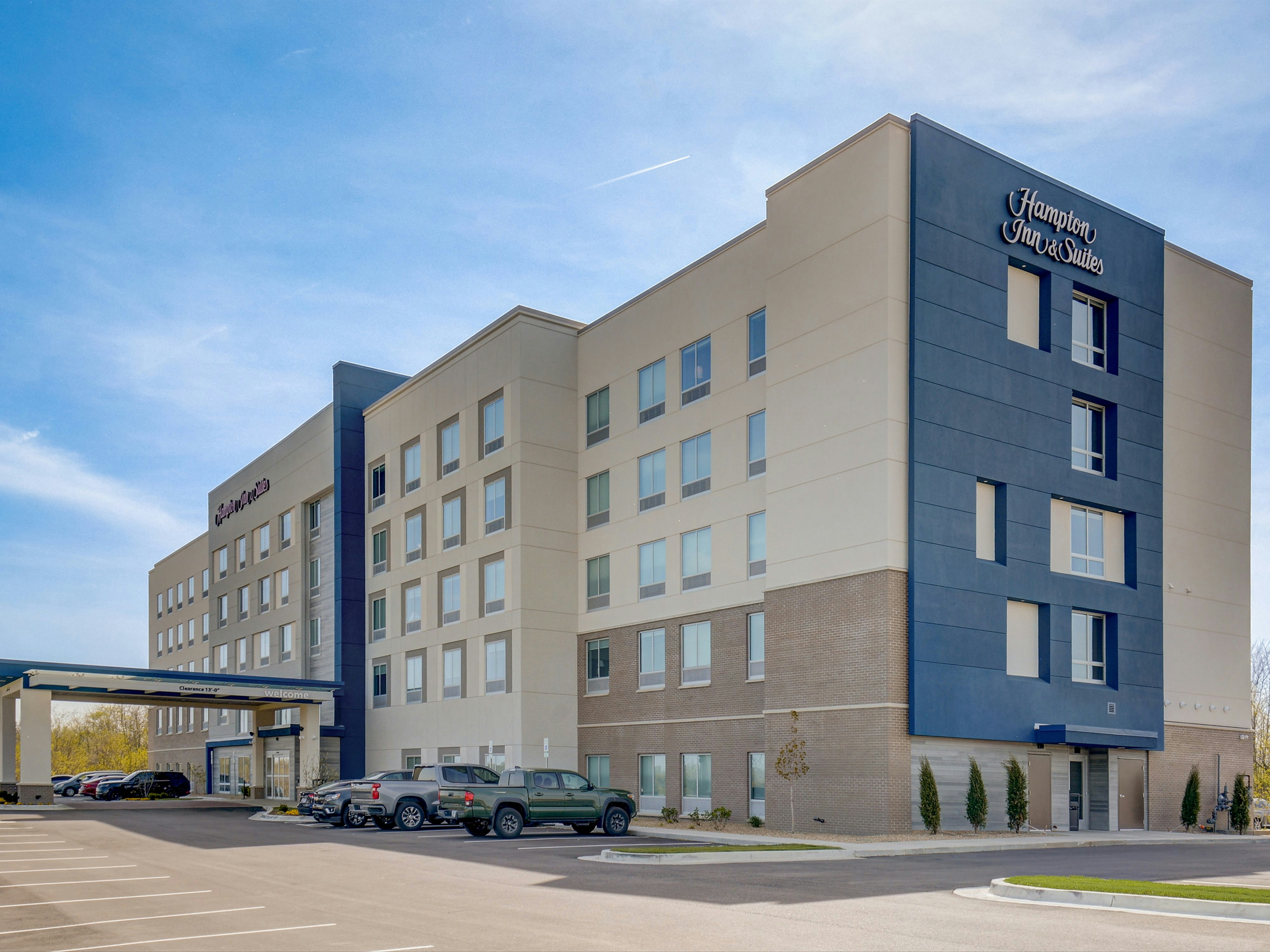 Hampton Inn and Suites Williamstown Ark Encounter 31/38