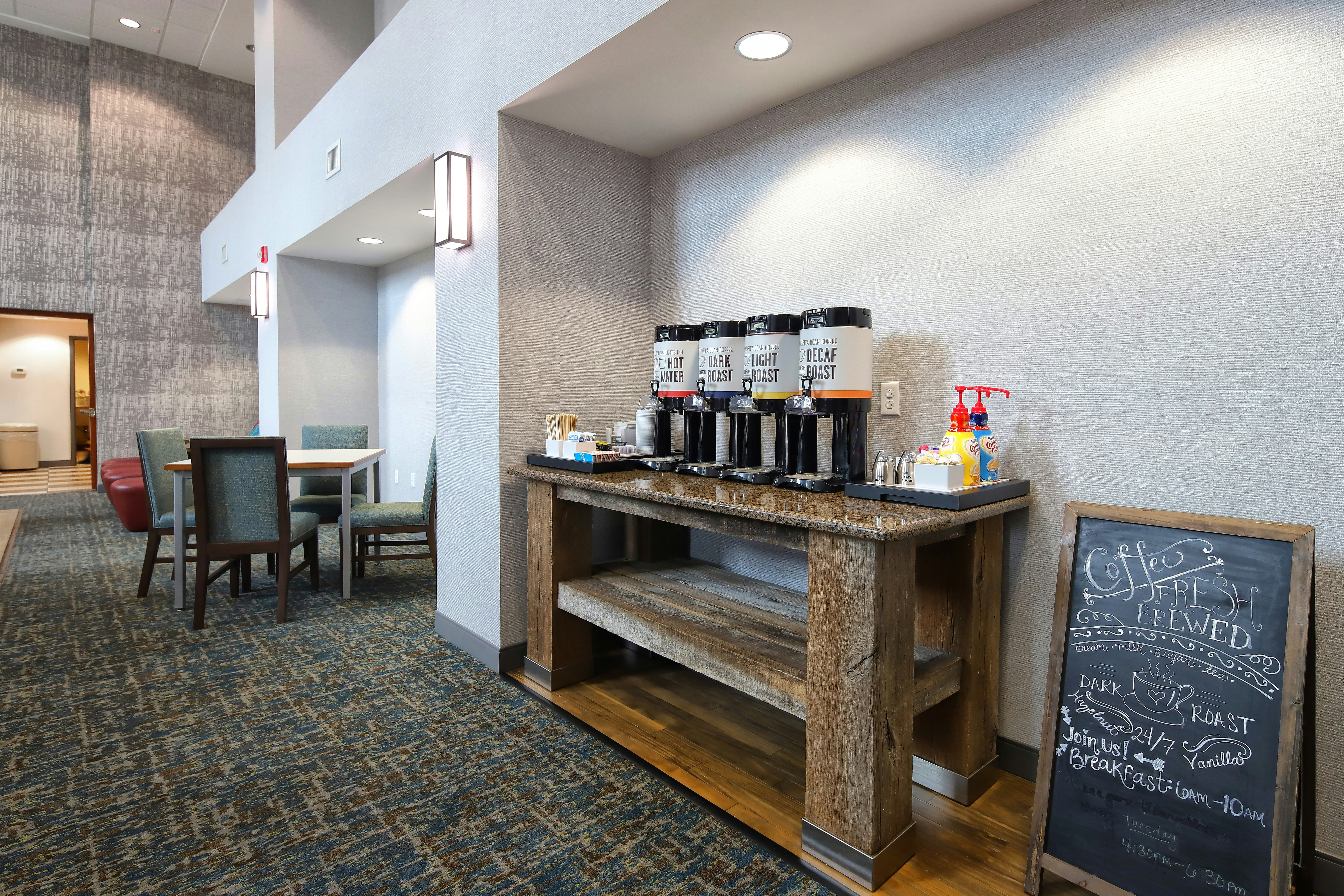 Hampton Inn and Suites Tucson East/Williams Center 8/53