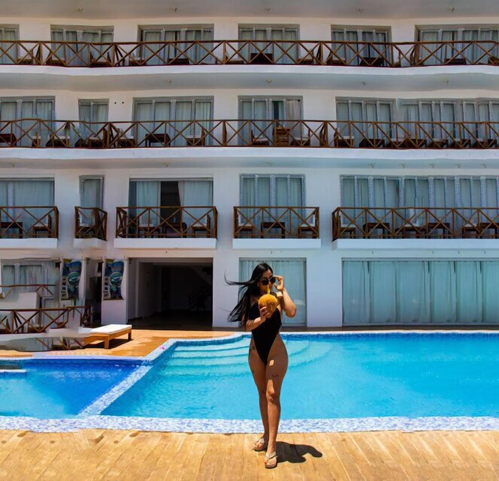 Hotel Costa Blanca de Mancora 5/50