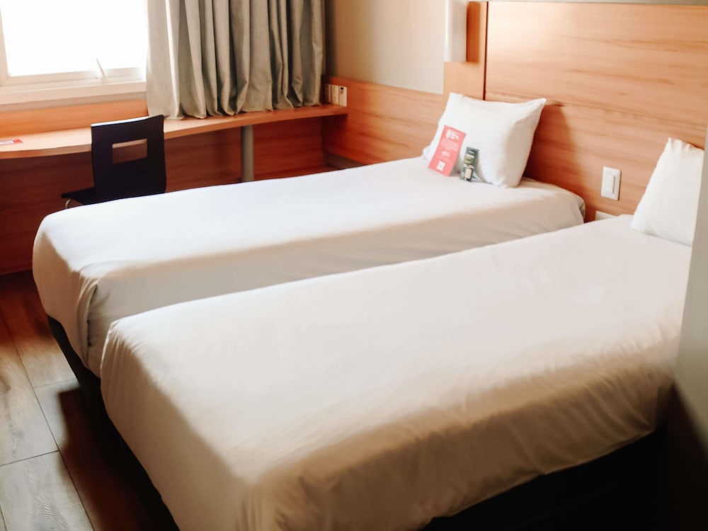 Hotel Ibis Santiago Providencia 23/50