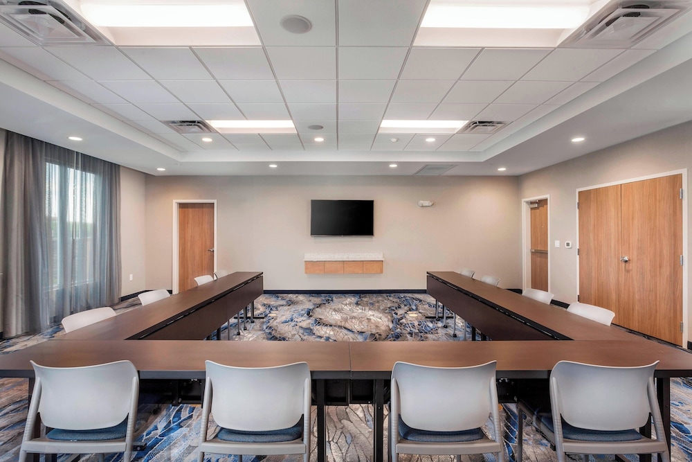 Fairfield Inn Suites Lebanon 32/37