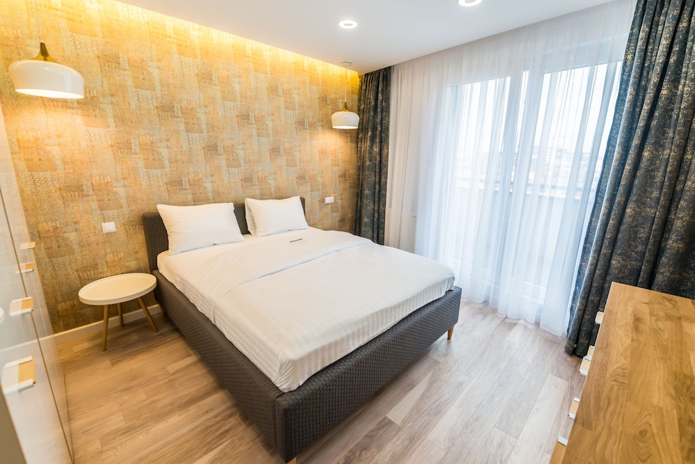 Uba Aparthotel 15/50