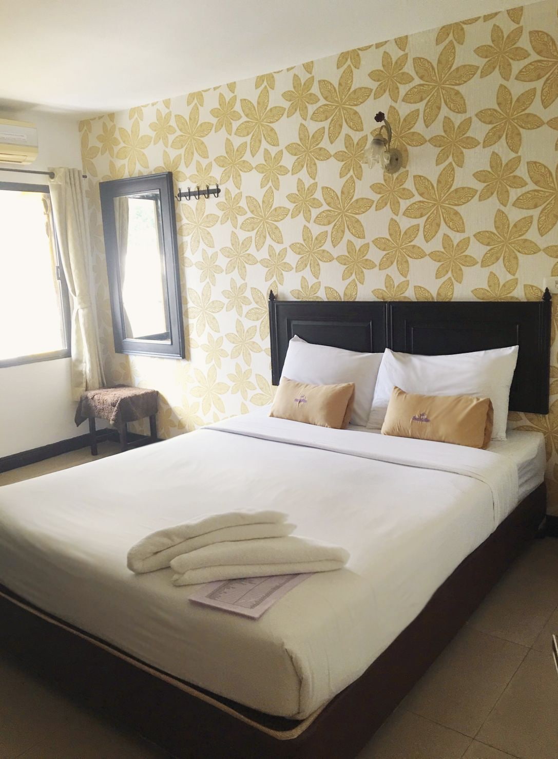 SUPERIOR, DOUBLE BED