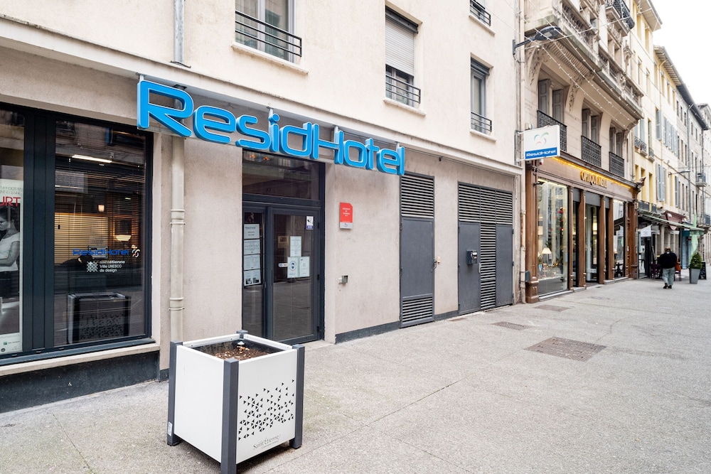 RESIDHOTEL SAINT ETIENNE CENTRE 45/50