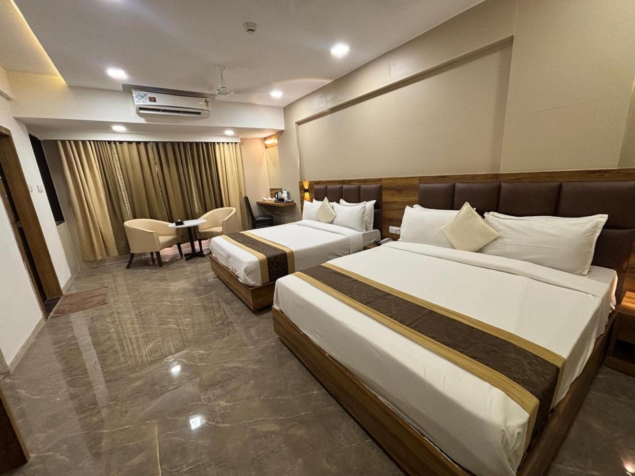 Hotel Grace Galaxy 11/32