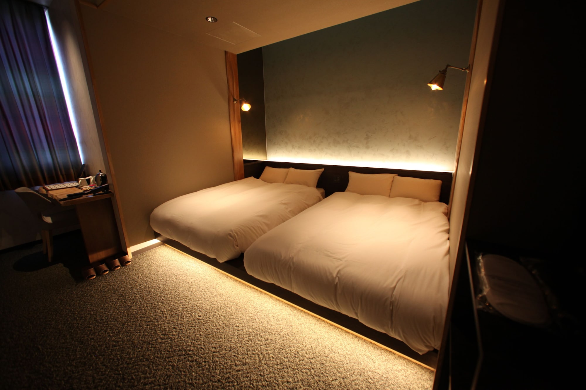 DESIGN, TWIN BEDS