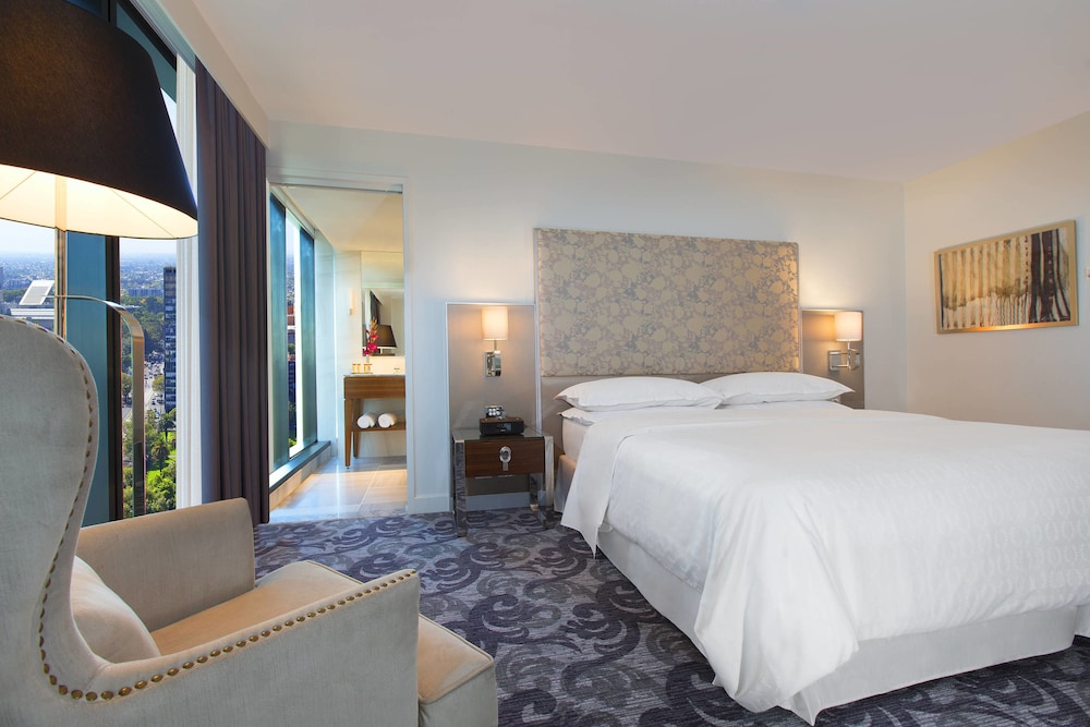 Sheraton Melbourne Hotel 6/37