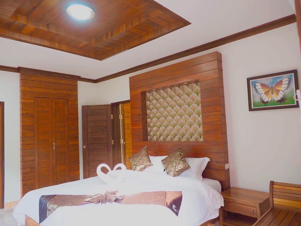 Khum Sai Ngam Hotel & Resort 24/45