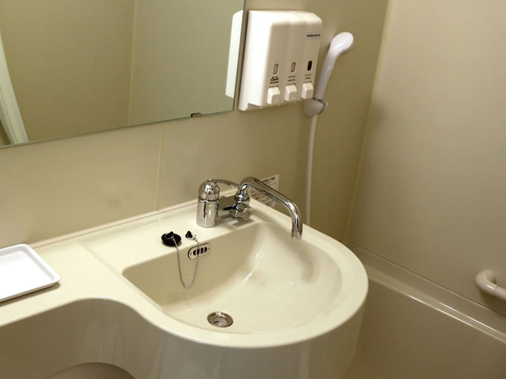 DELUXE, TWIN BEDS