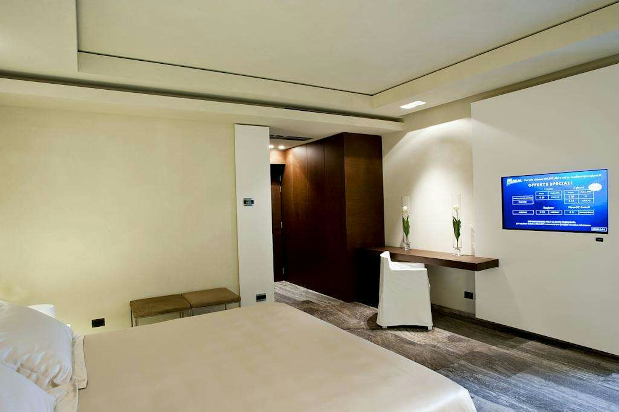 Romano House 13/69