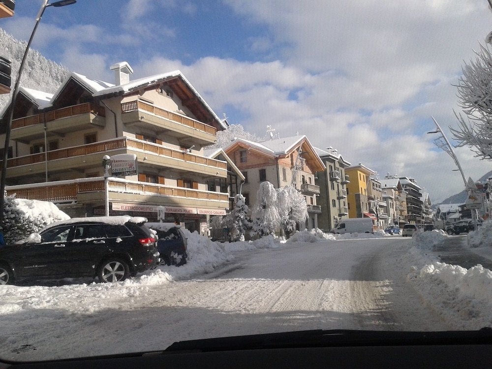 Hotel Stelvio Tirano 72/76