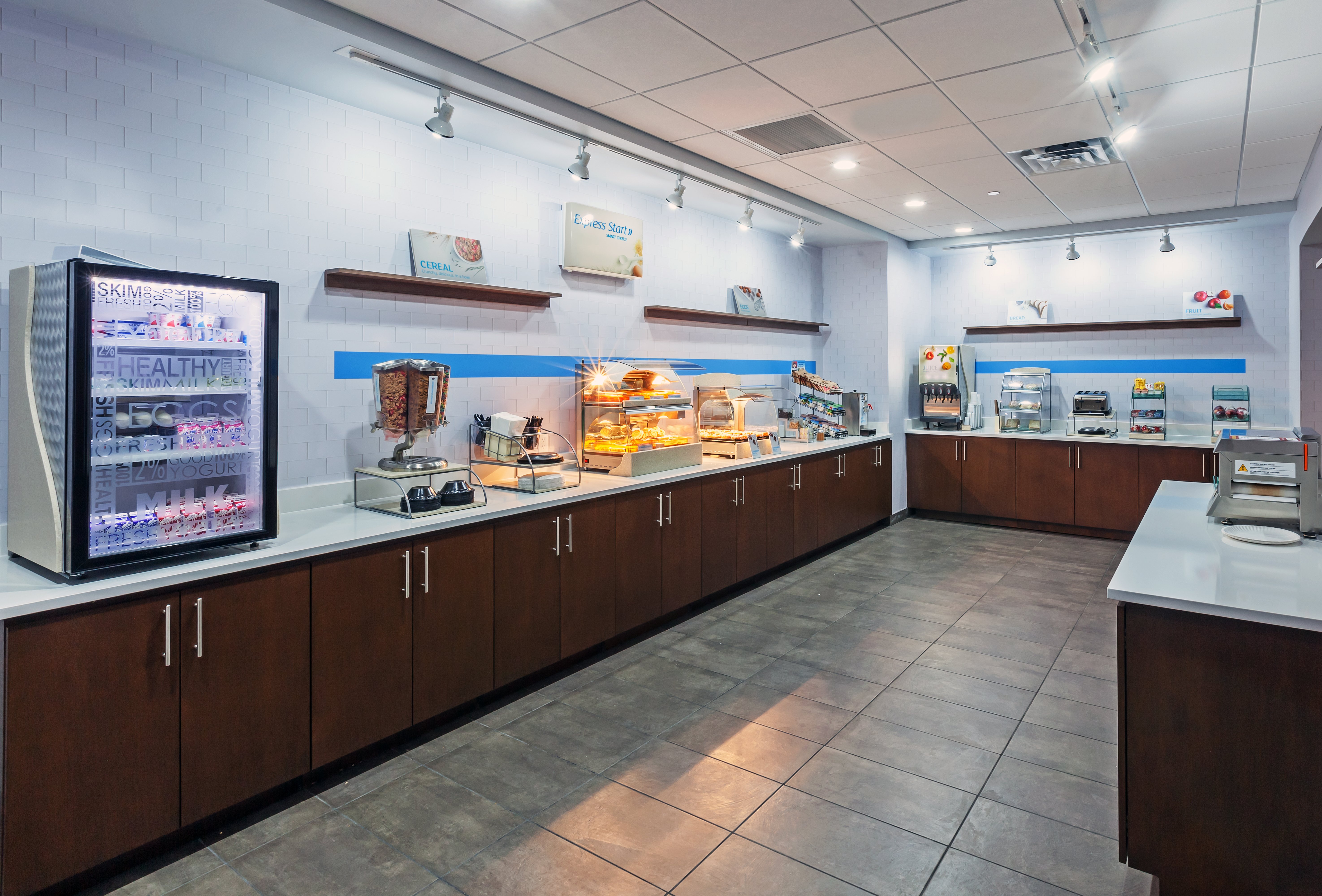 HOLIDAY INN EXPRESS & SUITES COFFEYVILLE 14/48