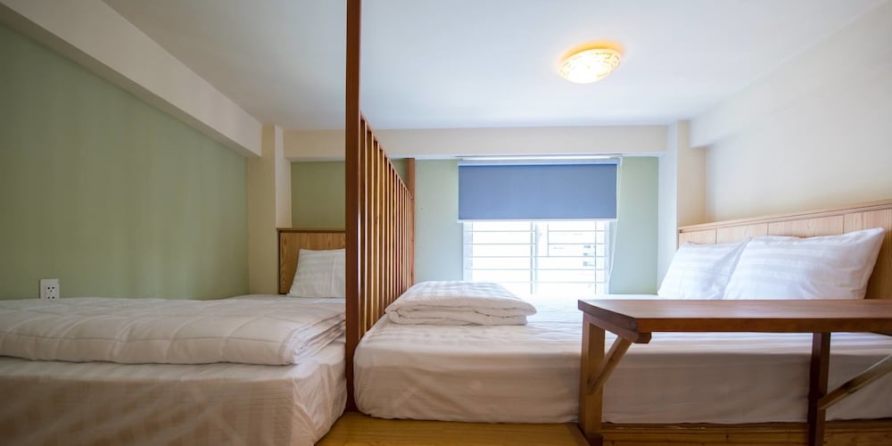 Tabalo Hostel 18/40