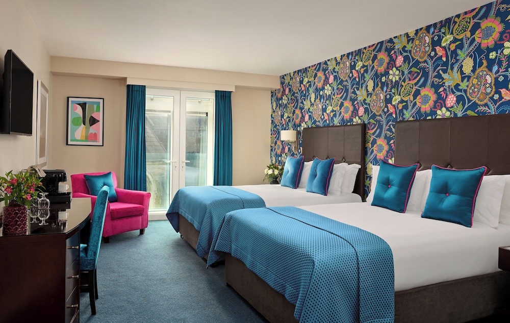 ROOM, 2 DOUBLE BEDS