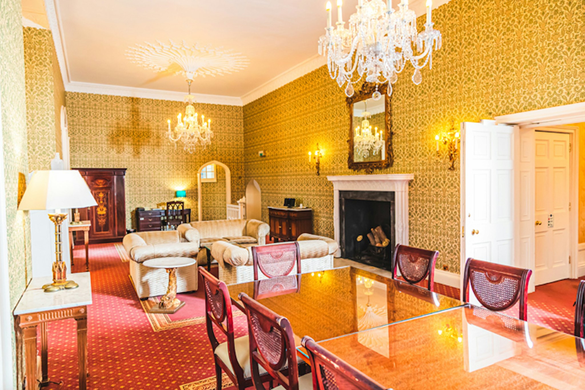 Donnington Grove Hotel And Country Club 37/57