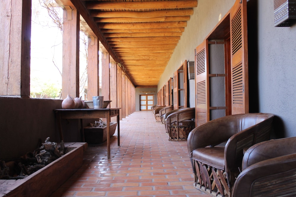 Cibolo Creek Ranch Marfa 30/50