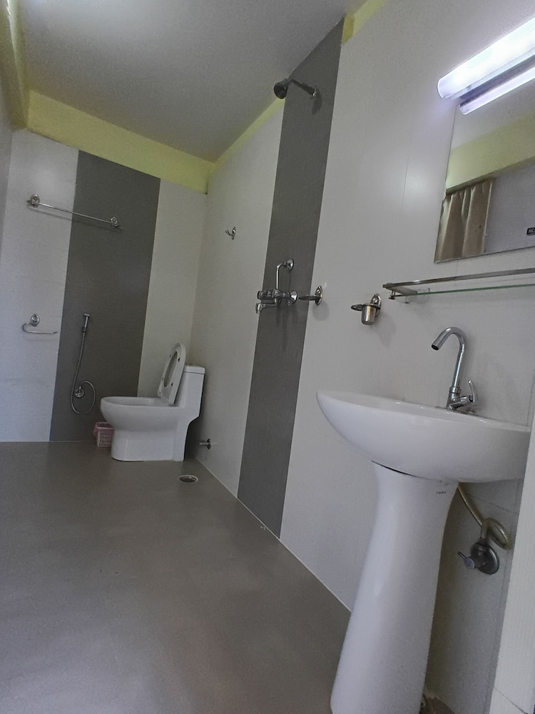 Hotel Fewa Dream 50/50