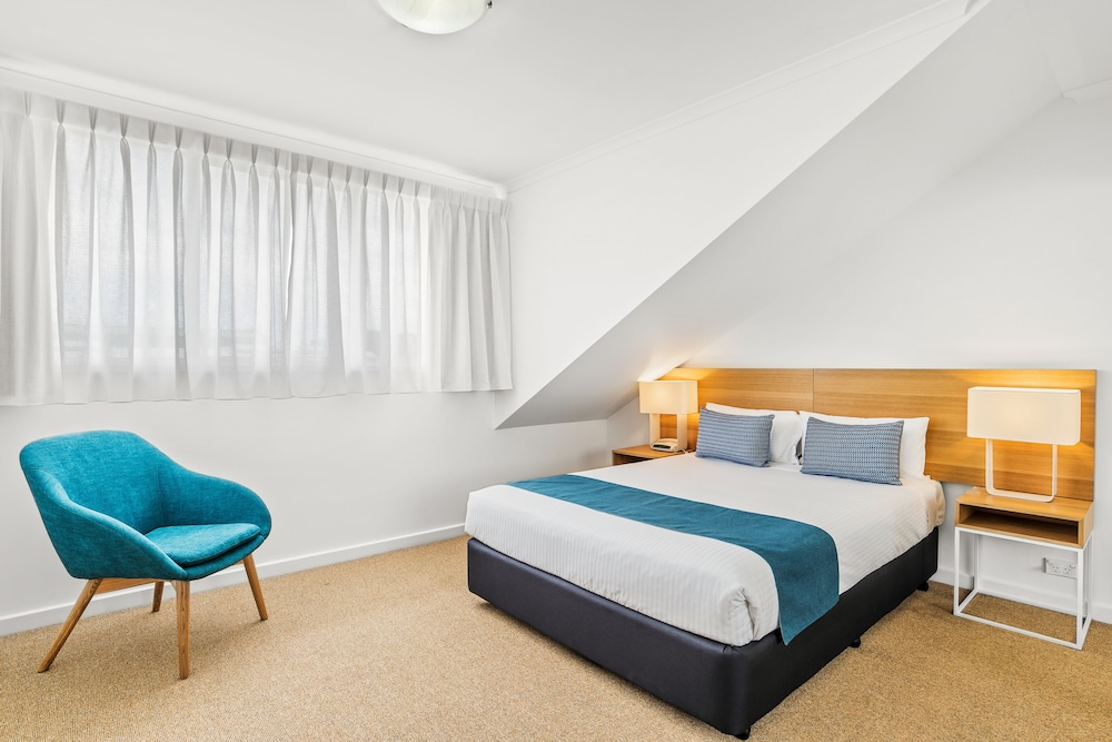 MainStay Suites Williamstown 17/63
