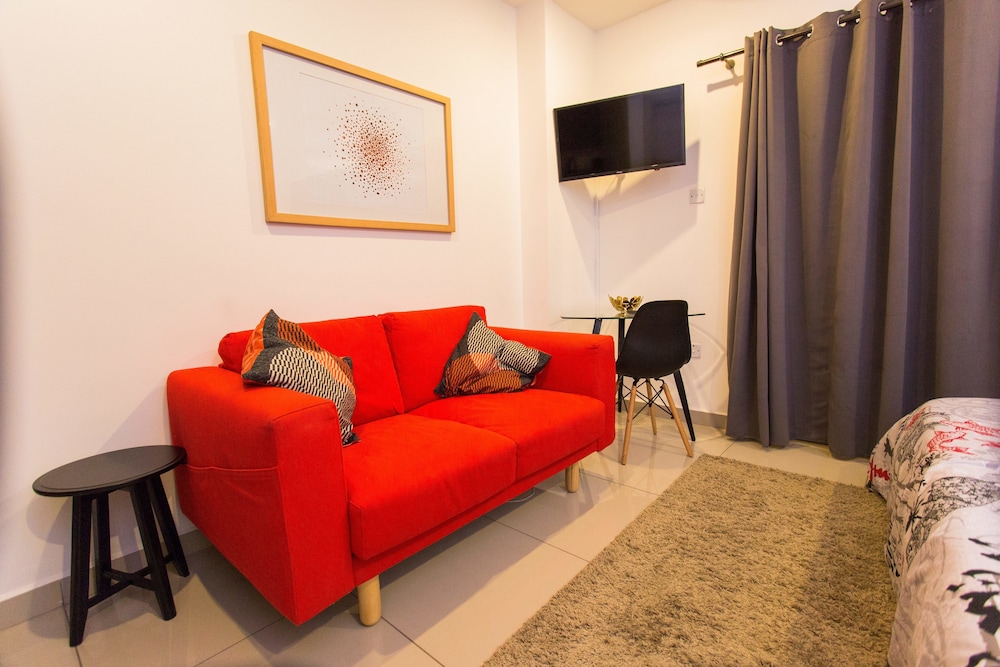 Accra Luxury Apartments 35/50