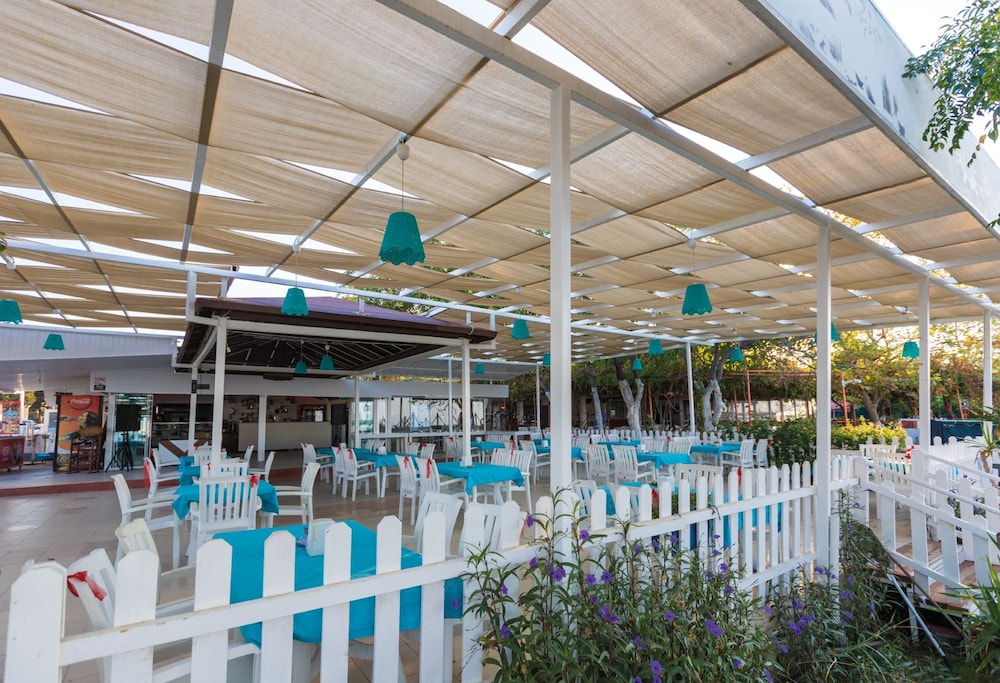 HELIOS HOTEL 47/55