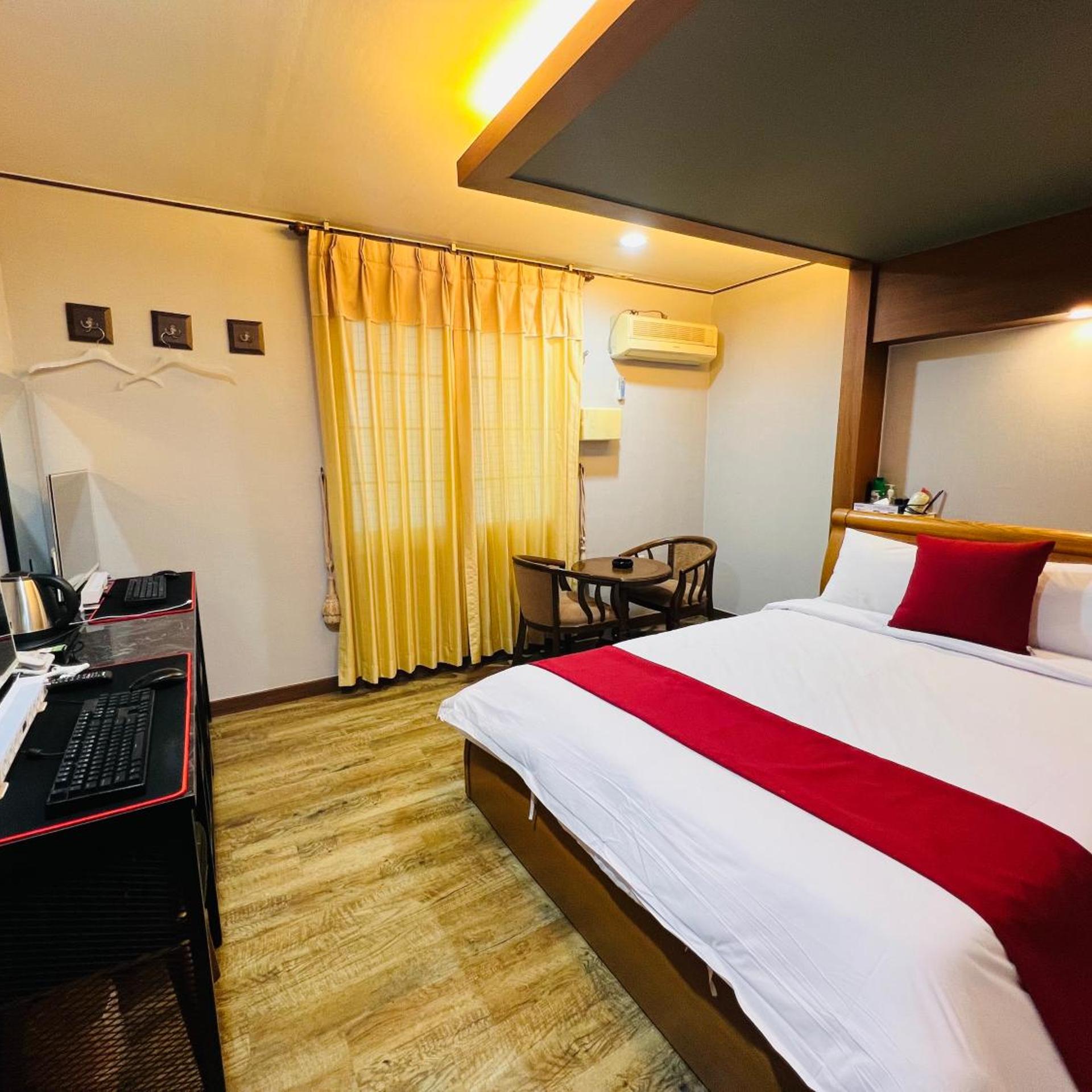 Sweet Hotel 24/47