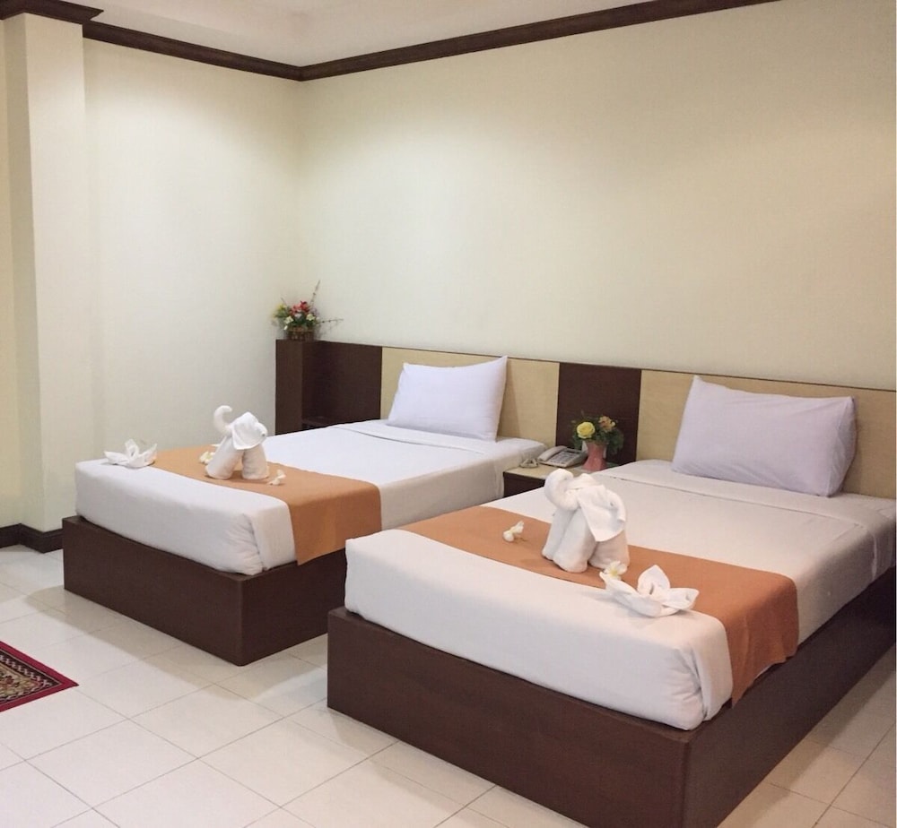 Sabai Hotel 16/50