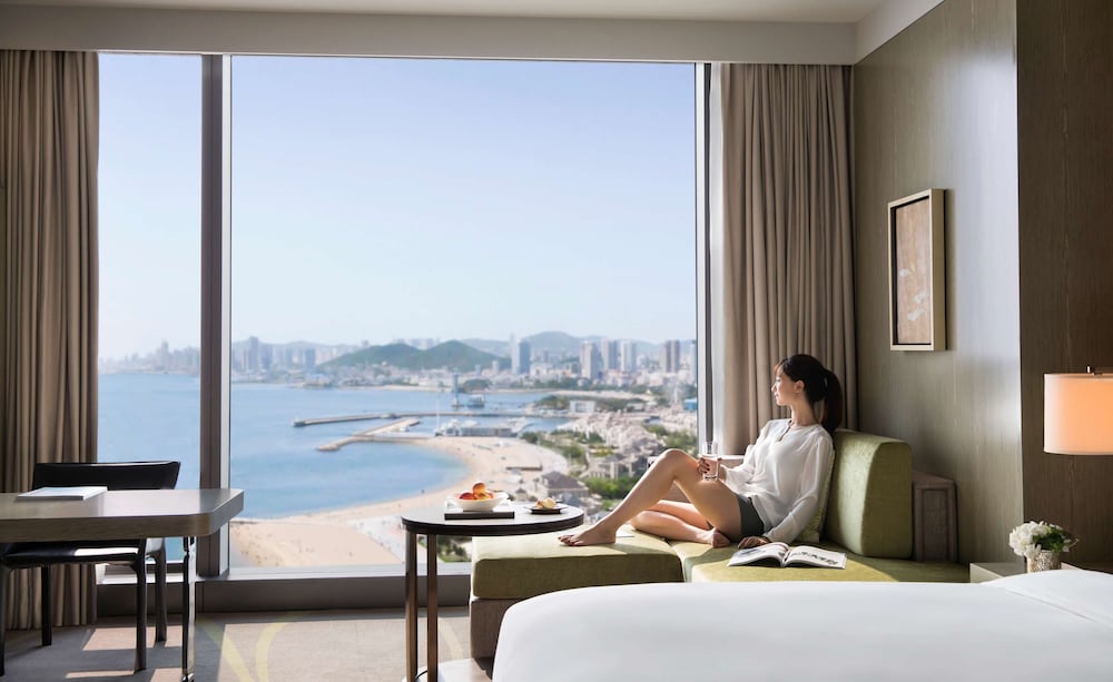 Grand Hyatt Dalian 23/67