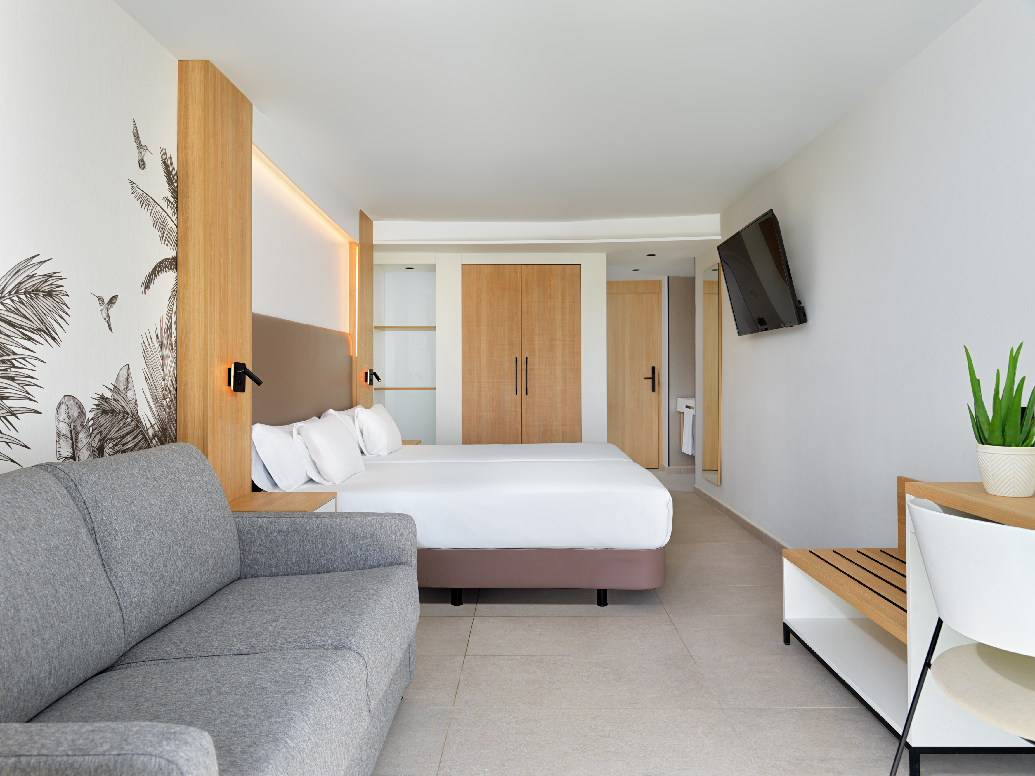 Swim Up, Single, Double Bed