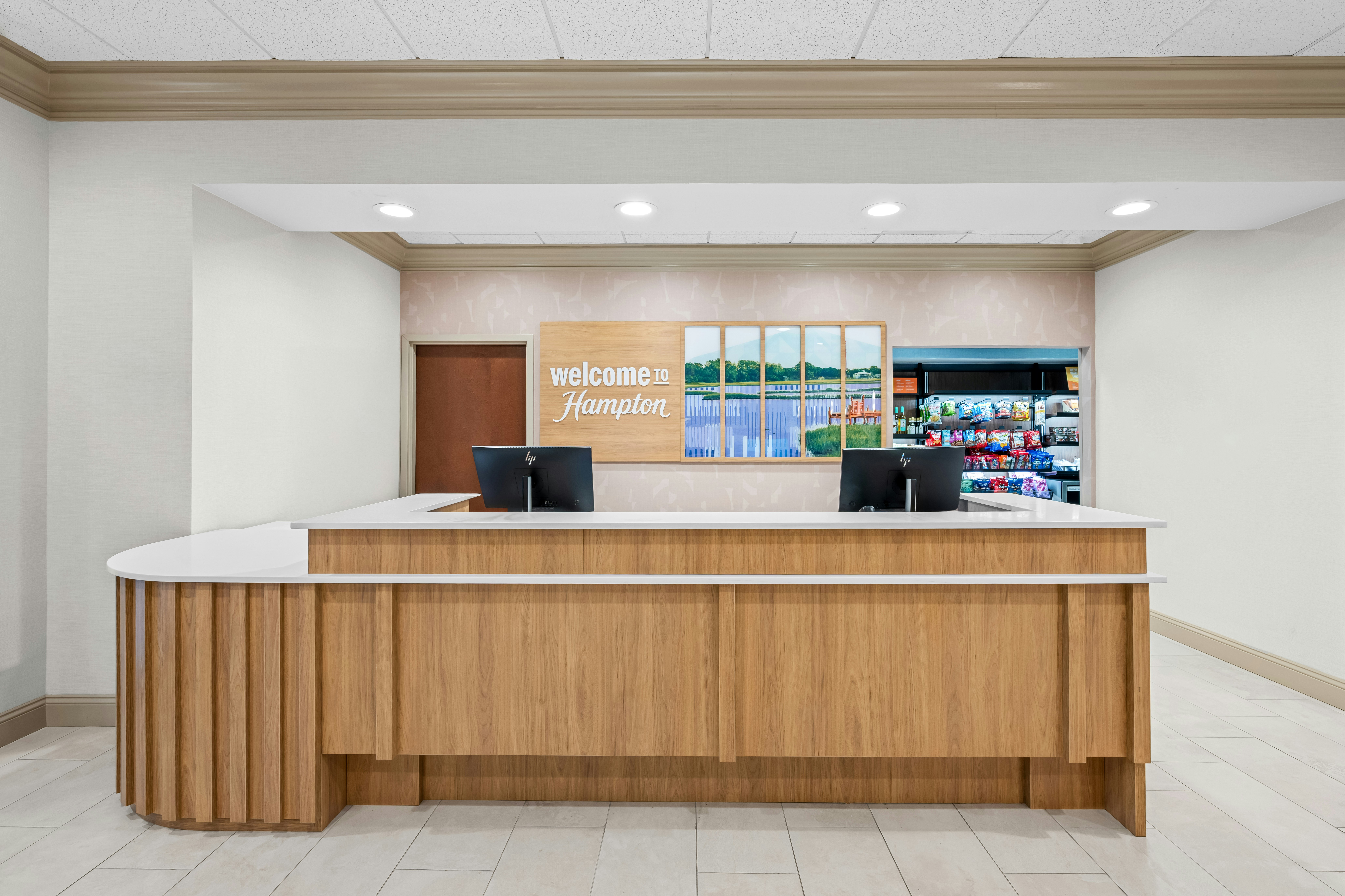 Hampton Inn & Suites Swansboro Near Camp Lejeune, NC 9/64