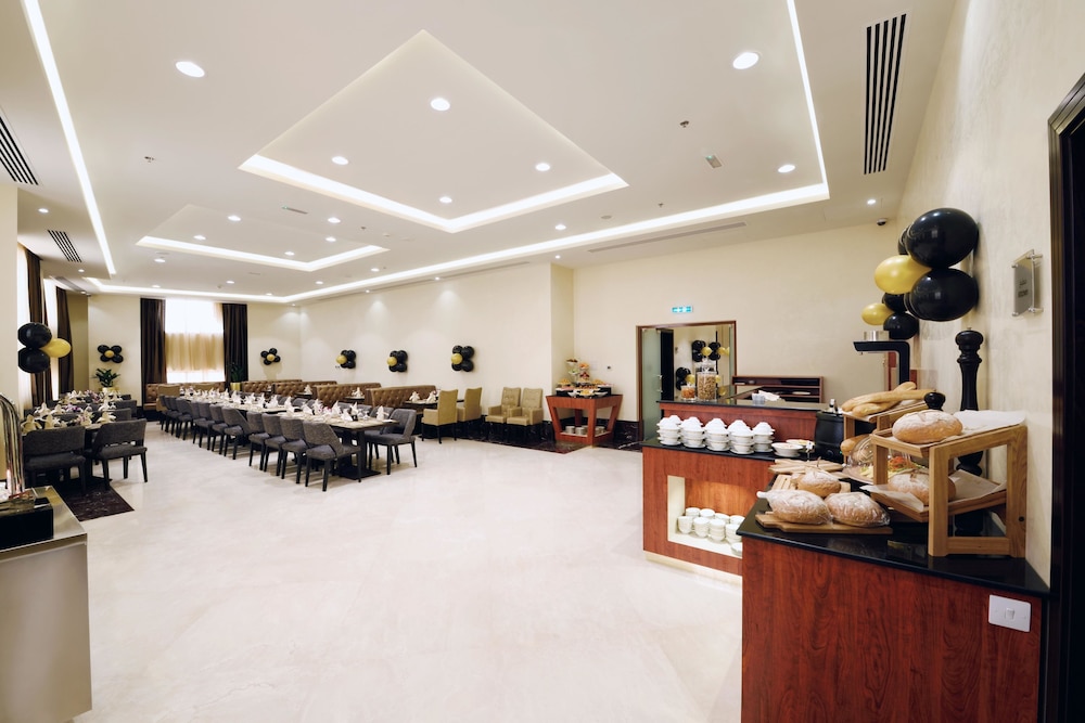 Sunday Pulse Al Jaddaf Hotel 33/42