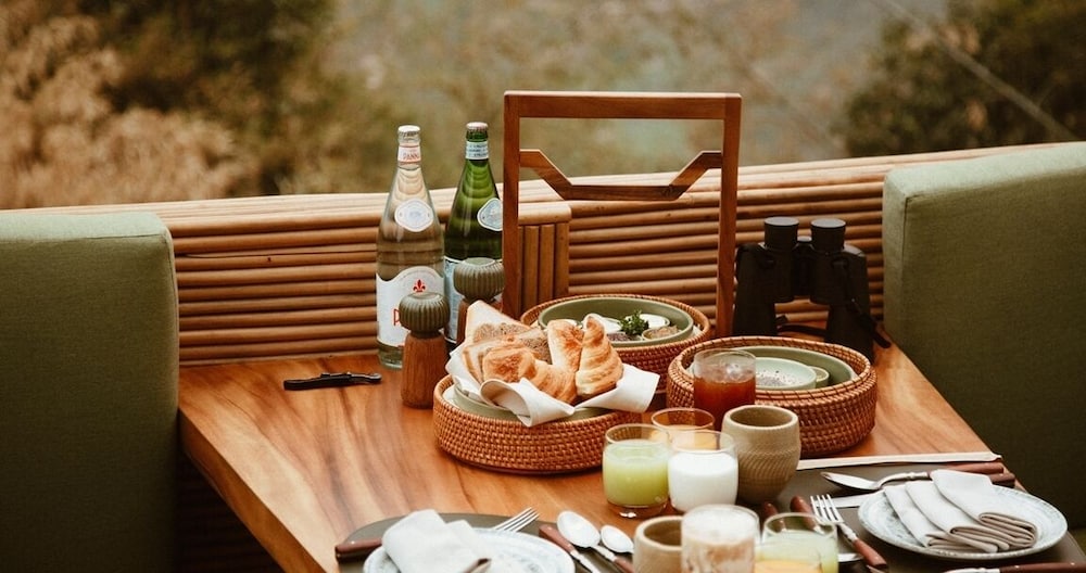Anantara Golden Triangle Elephant Camp Resort 66/82