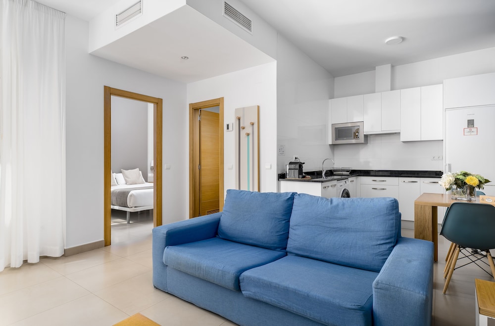 Suites Del Pintor Apartments 41/57