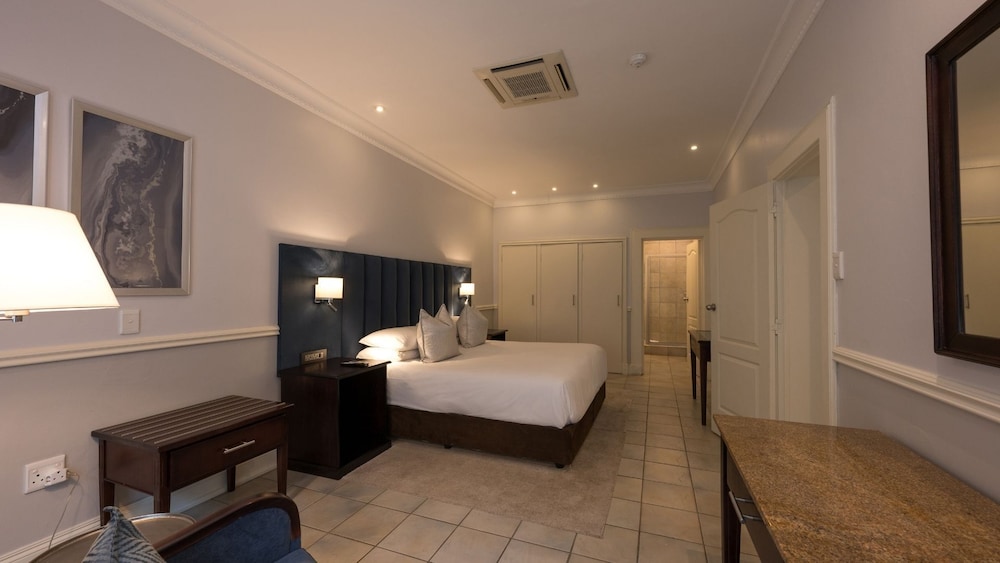 Room at ANEW Resort Hunters Rest Rustenburg, RUSTENBURG