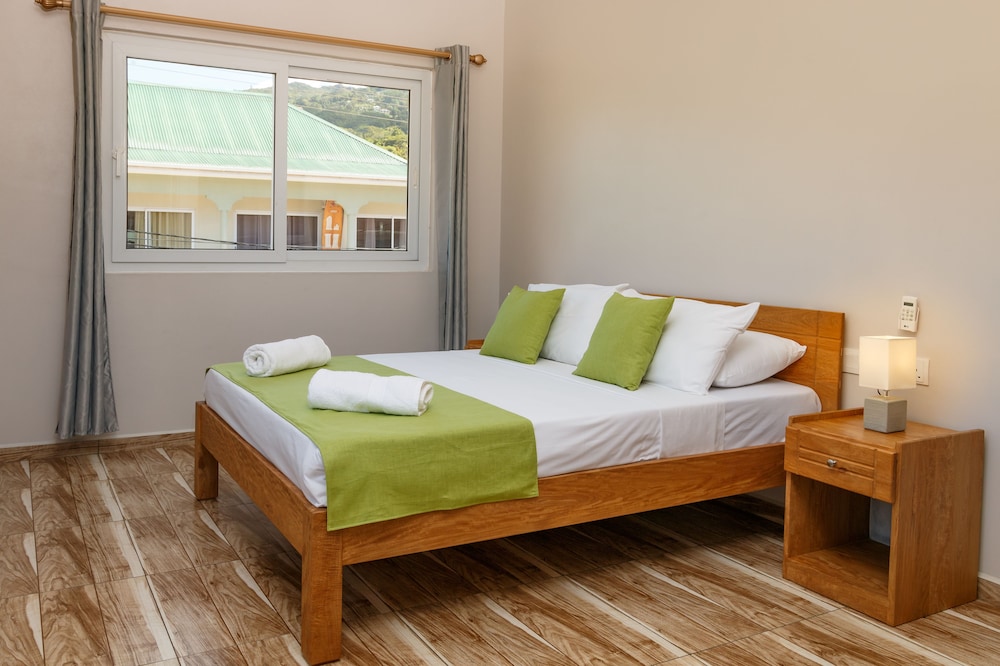Shanaz Beachside Retreat 6/32
