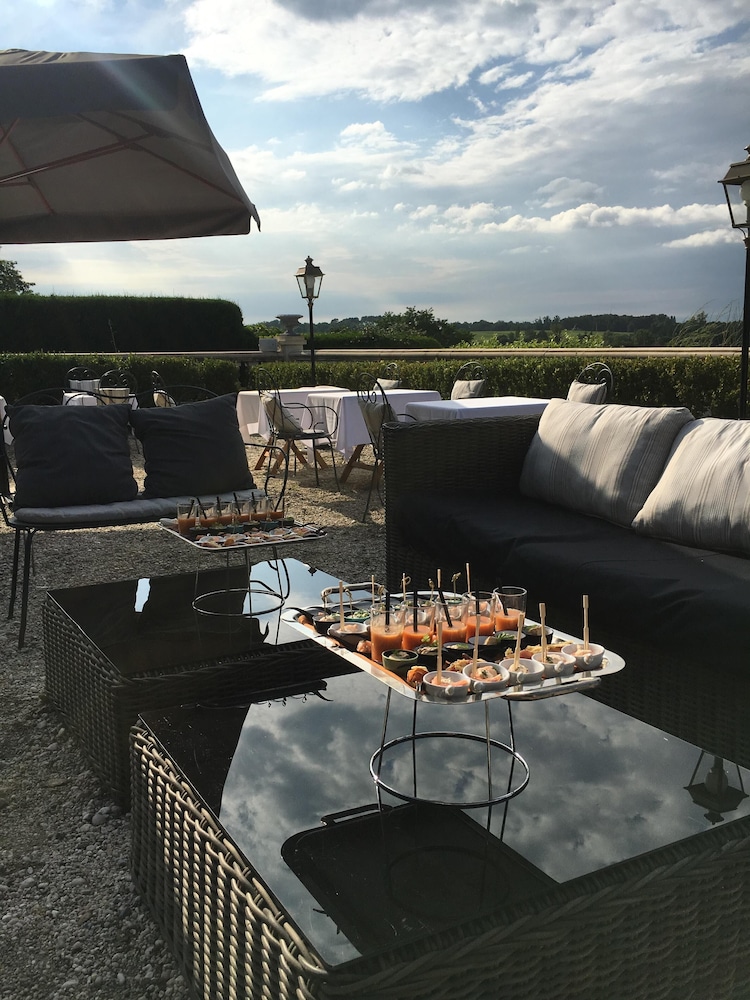 Chateau De Lantic 3/66