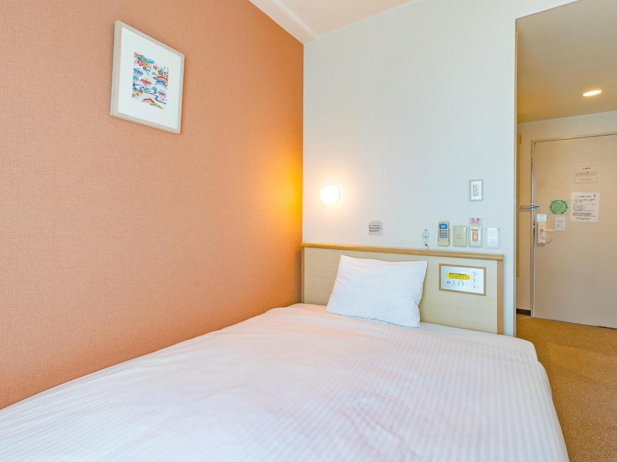 غرفة مفردة