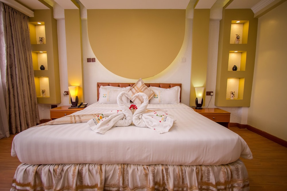 Hillcourt Resort Spa 16/76