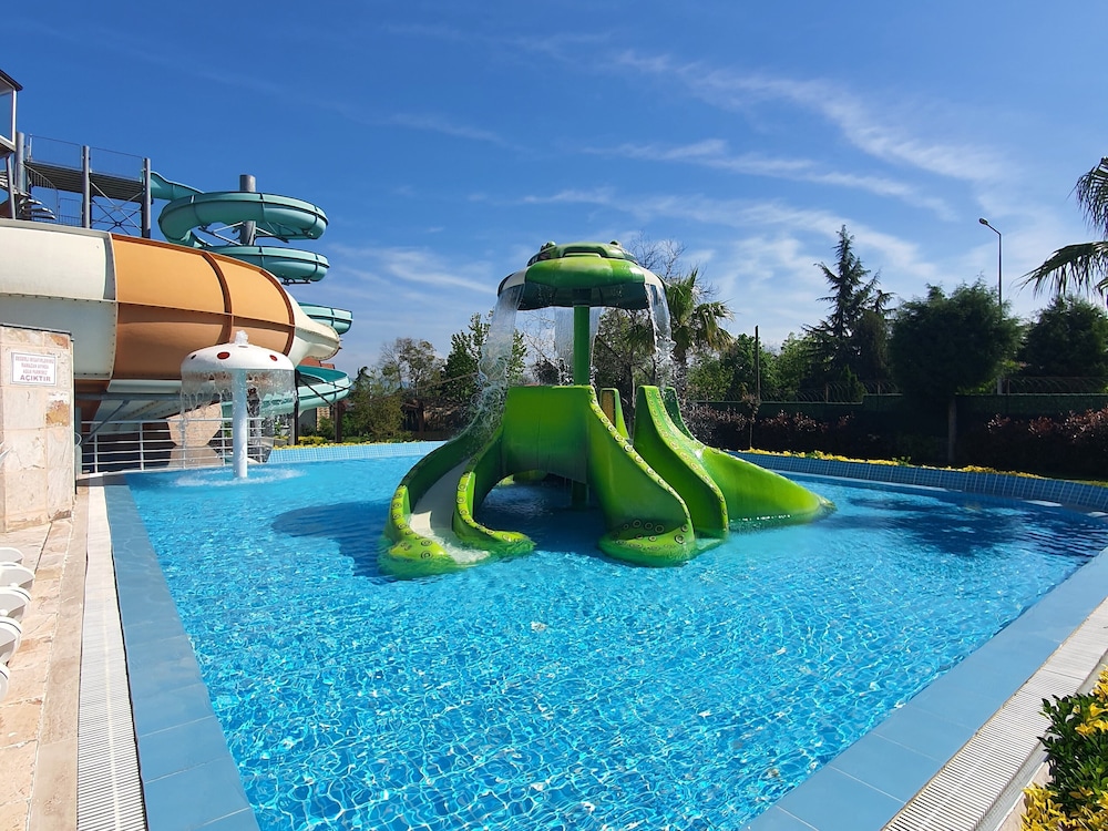 SAPANCA AQUA HOTEL 67/75