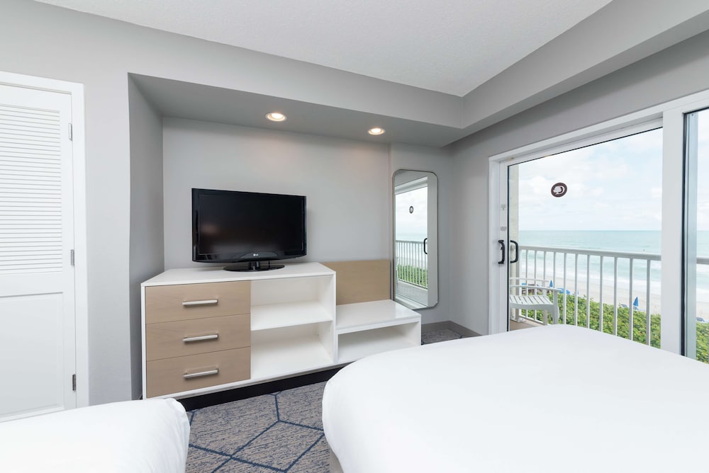 DoubleTree Suites by Hilton Hotel Melbourne Beach Oceanfront 26/69