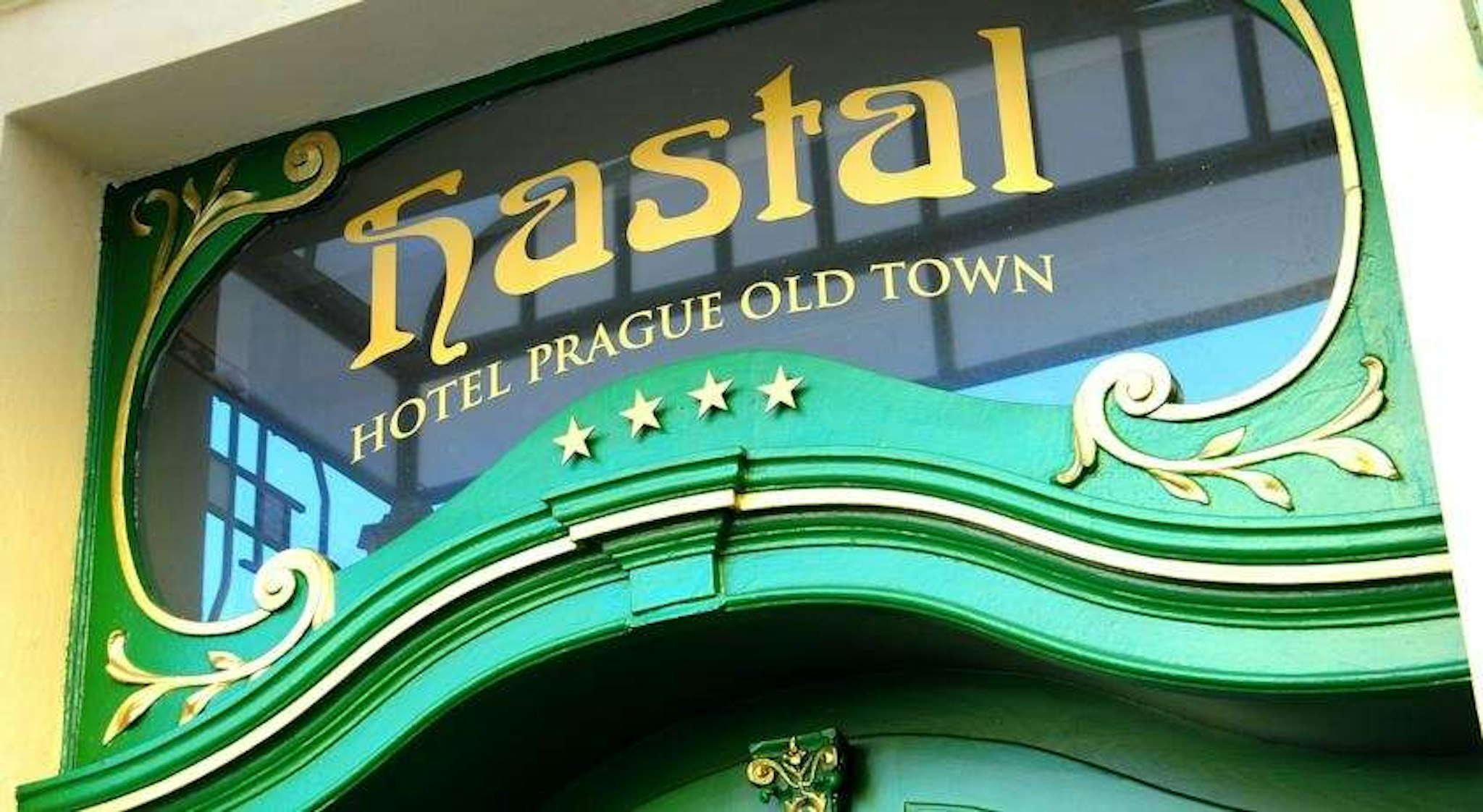 HASTAL HOTEL 4/42