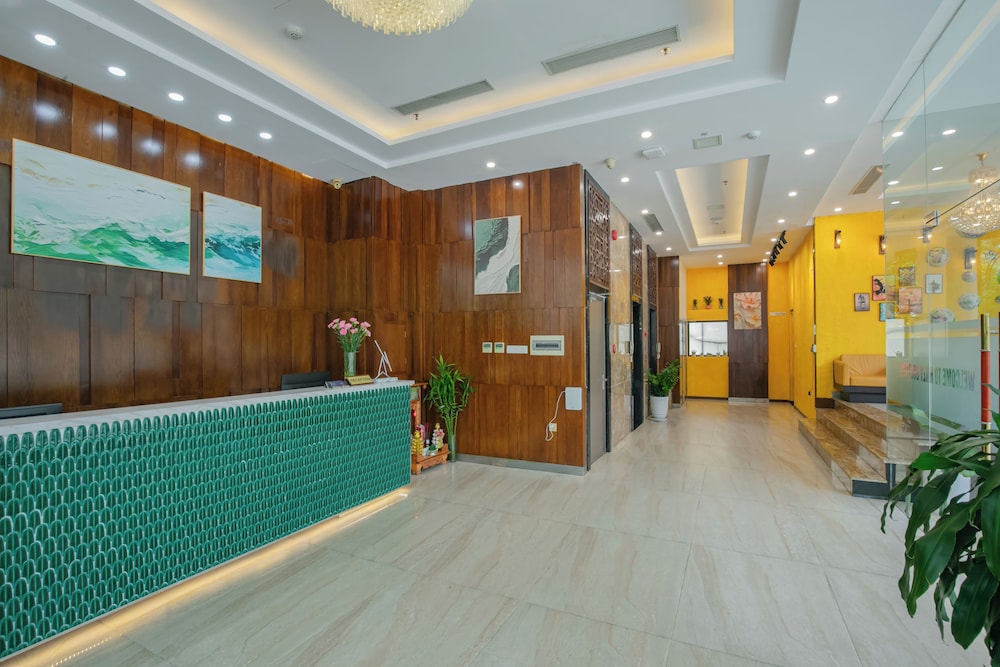 Ritzy Boutique Hotel Da Nang 14/77