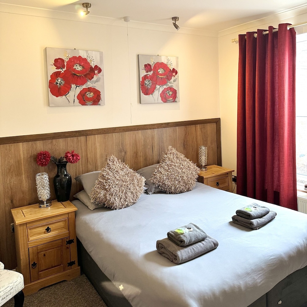 Riverside Hotel Bed and Breakfast 7/48