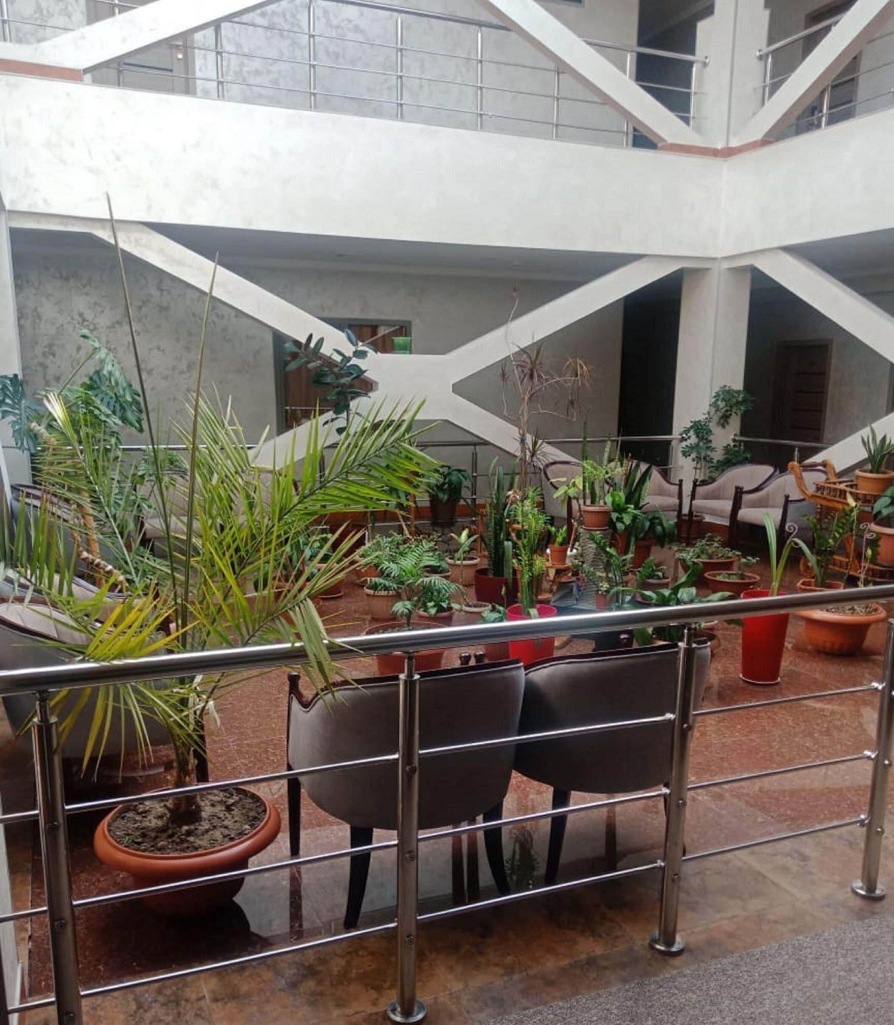 Renion Hotel Almaty 61/80